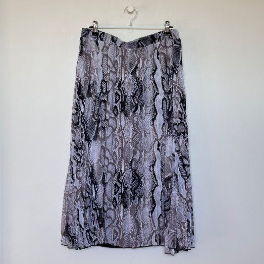 &me Snakeskin Pleated Midi Skirt – Size 12